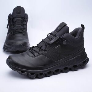 ON Cloud Hi Waterproof All Black Women’s Size  W8.5  Hi Top Shoes